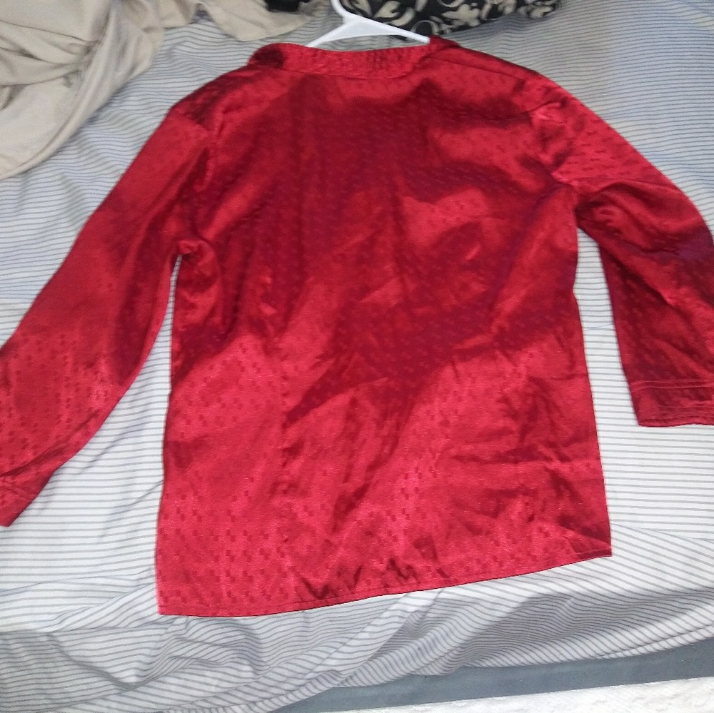 Shirt - Picture 2 of 2